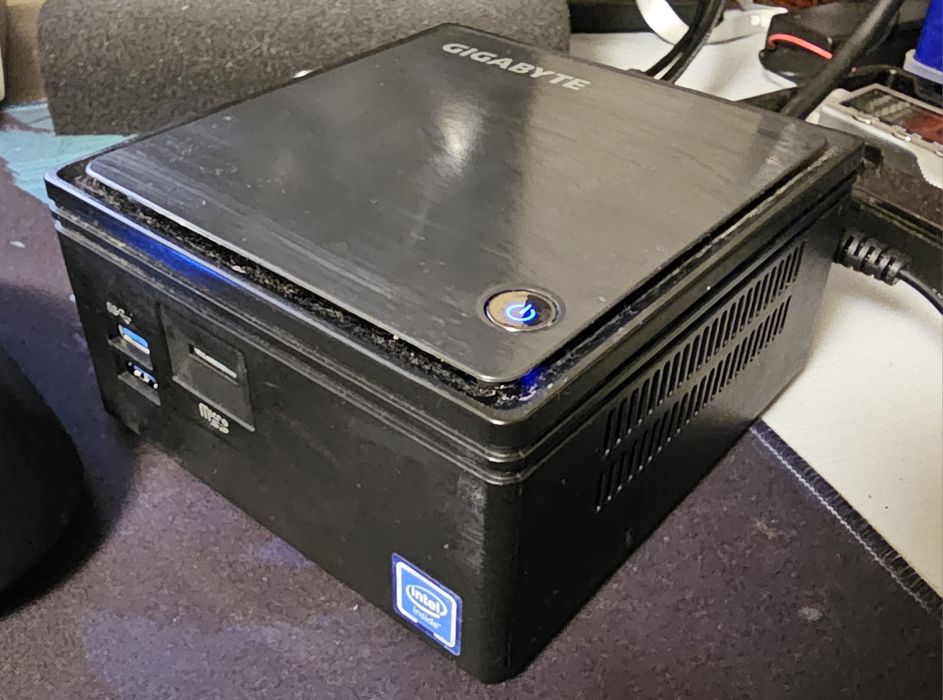 Mini PC Gigabyte BACE 3160
