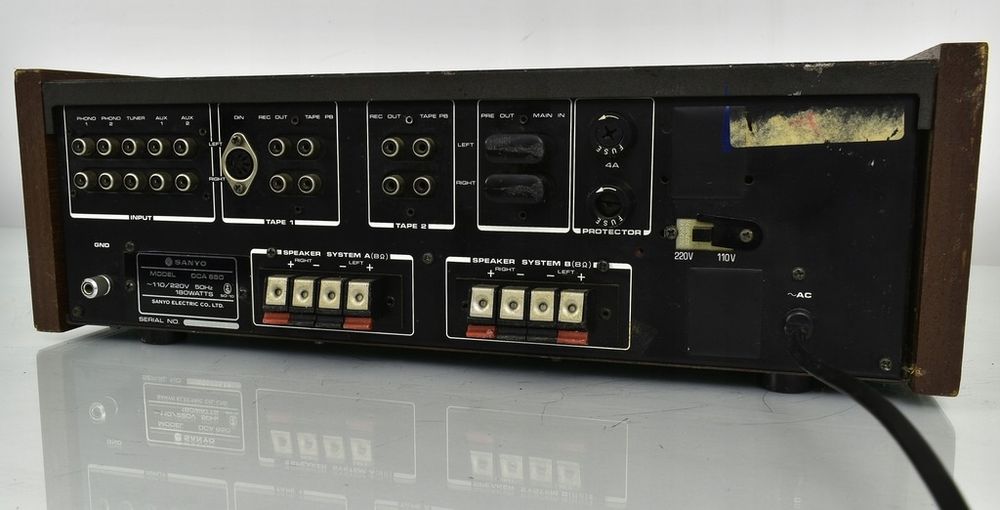 SANYO DCA-650 раритет усилитель ФОТО С ИНТЕРНЕТА. холати яхши, звук бо