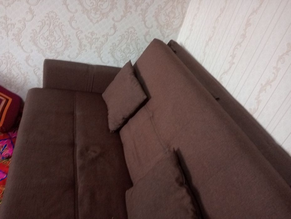 Диванчик_мягкий_