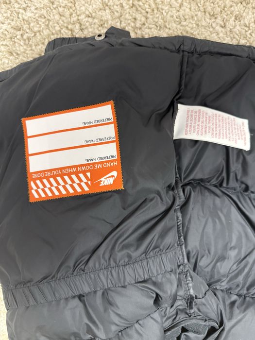 Продам куртку nike