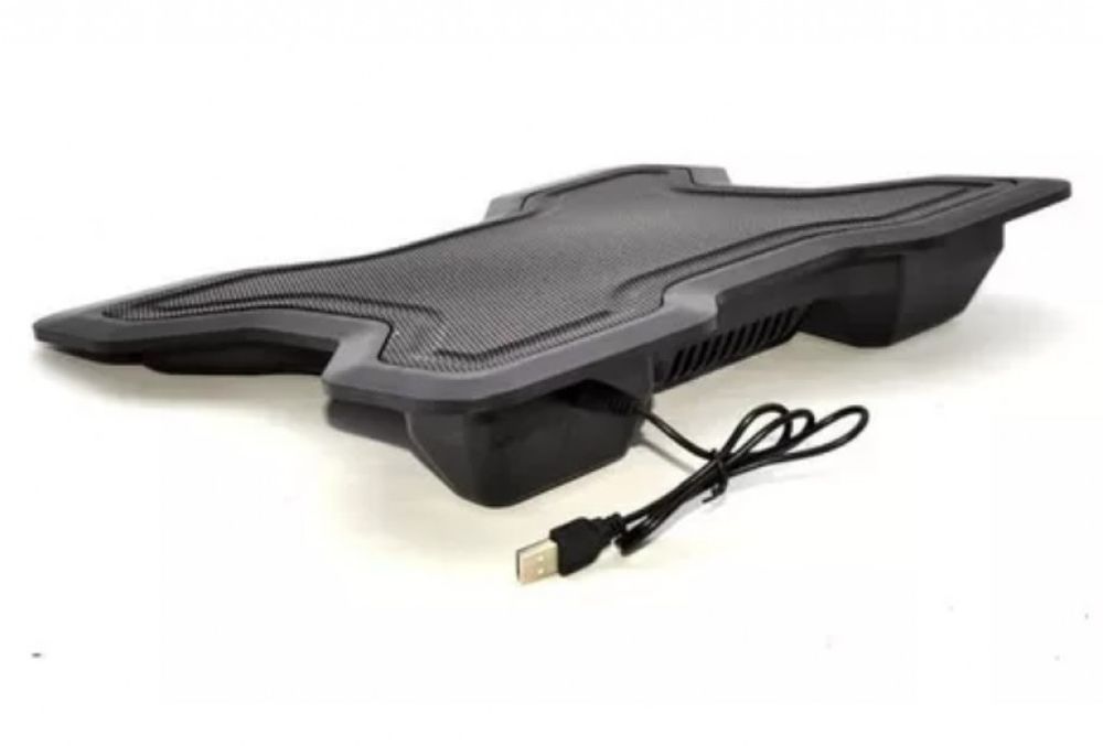 Охладител за лаптоп – Мощно охлаждане с безшумен вентилатор и RGB ефек