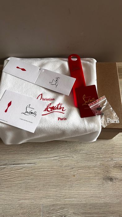 Christian Louboutin черни 43(28)