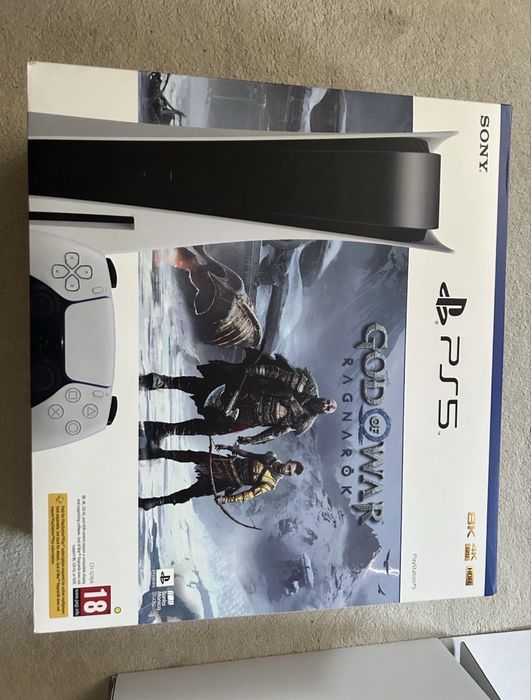 PS5 editie God Of War,cu disc si jocuri incluse in pret