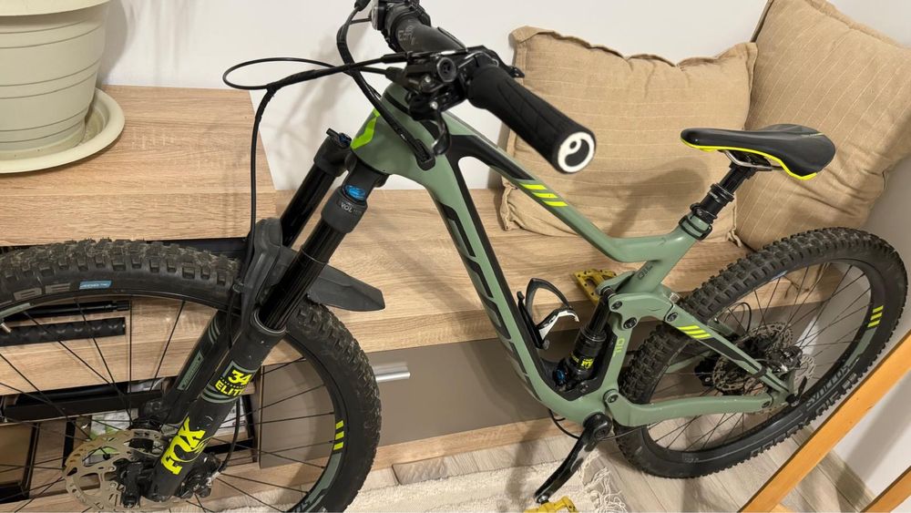 Vand bicicleta Scott Genius Carbon