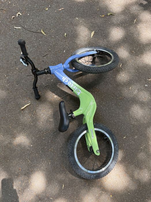 Biciclete gemeni fără pedale