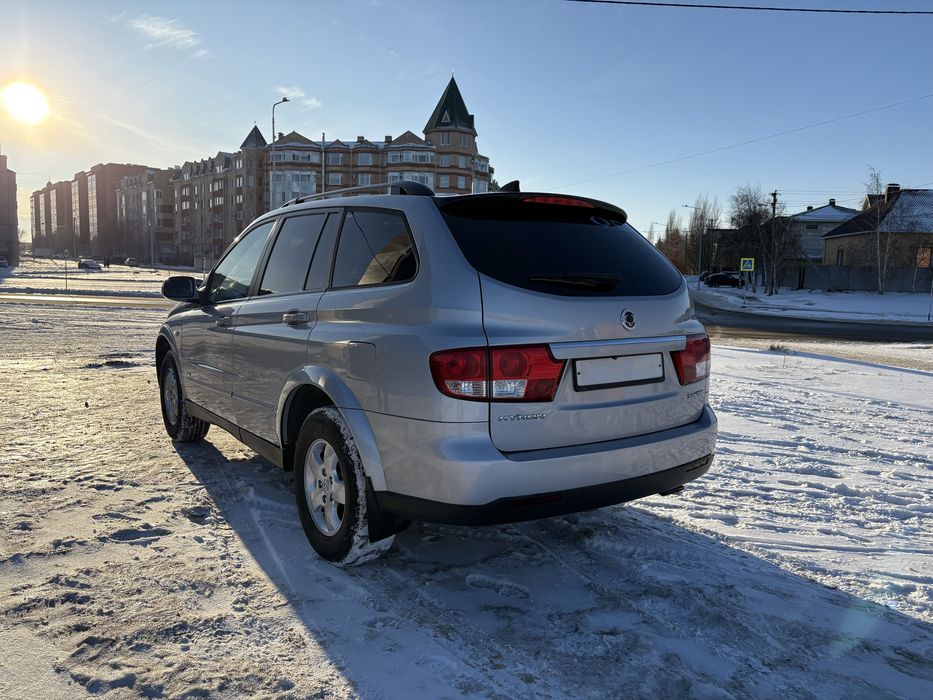 Продам машину SsangYong Kyron