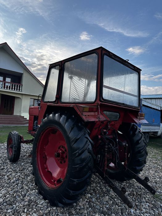 Tractor 650         .