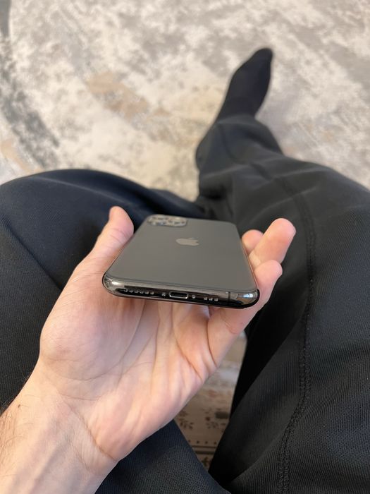 Продам iphone 11 pro 64gb