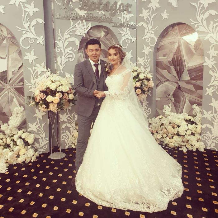 Продам очень дешево свадебное платье