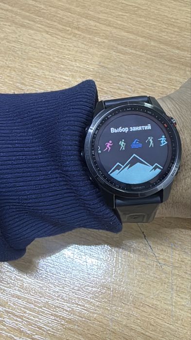 Продам спортивные часы Garmin Fenix 7s