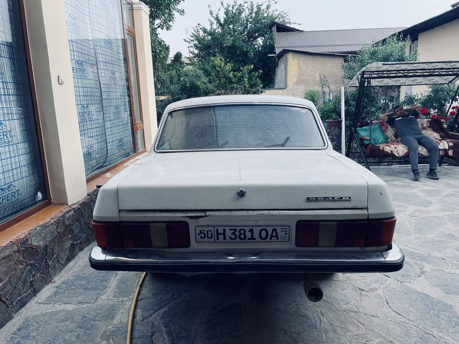 Газ Волга 3102 йили 1989