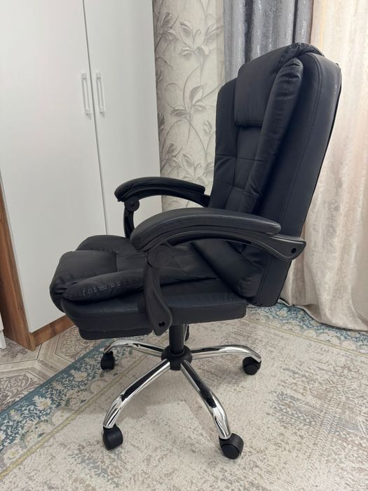 Продам кресло игровое