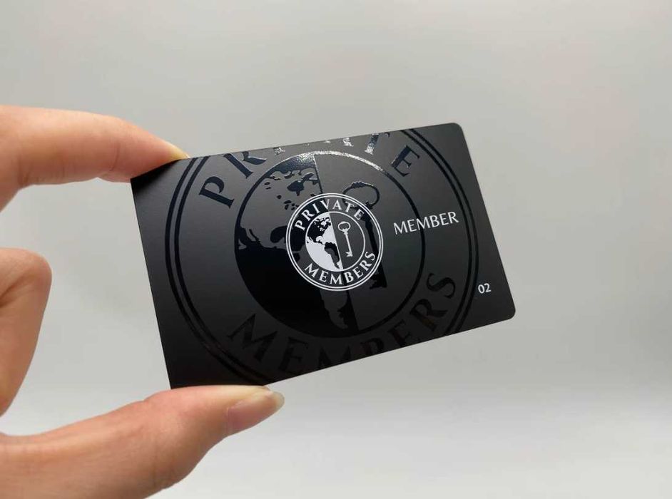 визитки премиум качества алюминиевые черный и золотой цвет печать УФ