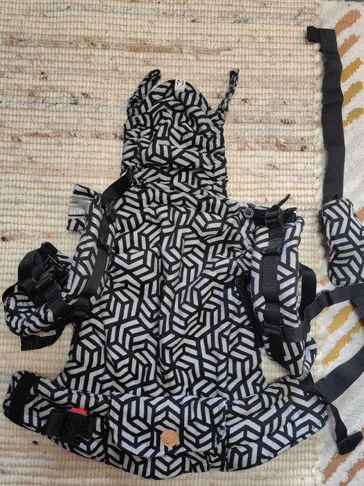 Ергономична раница Lennylamb UpGrade бебеносене