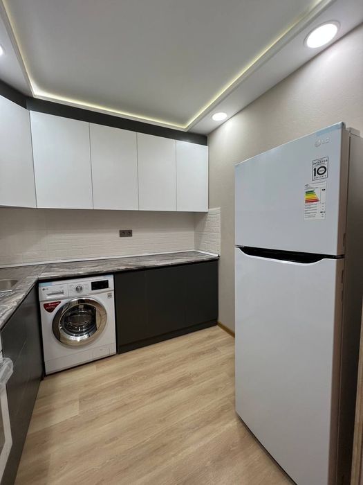 3 комнатная Тинчлик метро