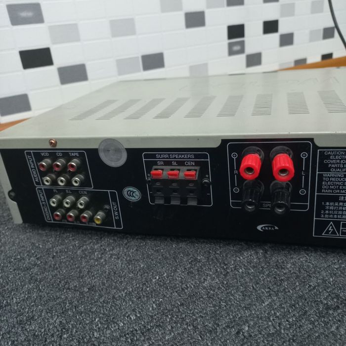 Усилитель  Weiba