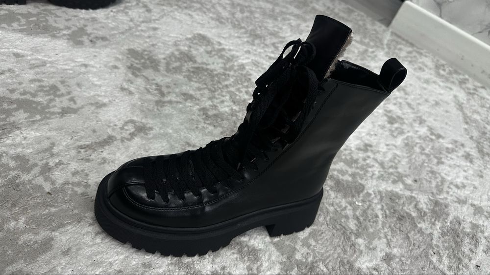 Зимние ботинки с мехом