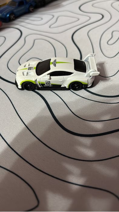 Машина хот вилс оригинал