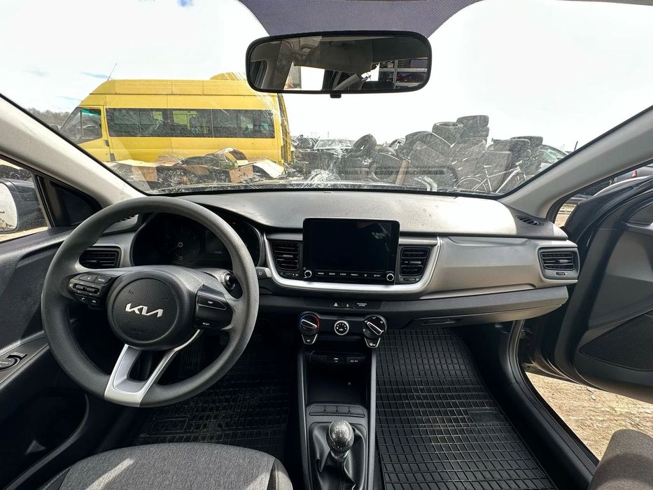 Dezmembrari Kia Stonic 1.2 Benzina 2022 33.000km !!