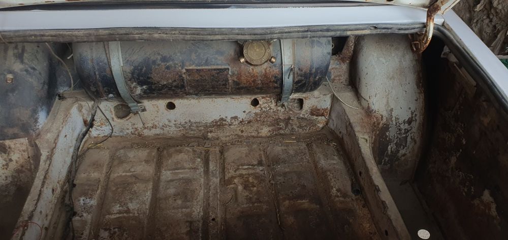 2106 sotiladi holati yaxshi