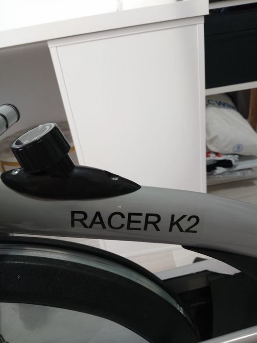 Vând bicicleta fitness