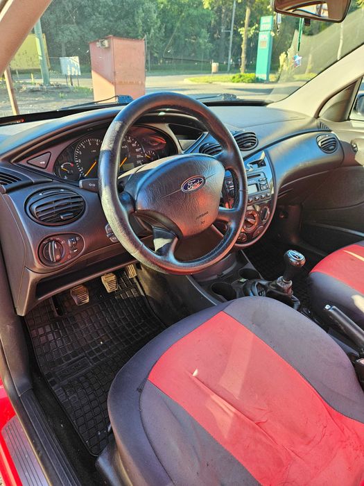 Ford Focus 1, 1.6 benzina și GPL