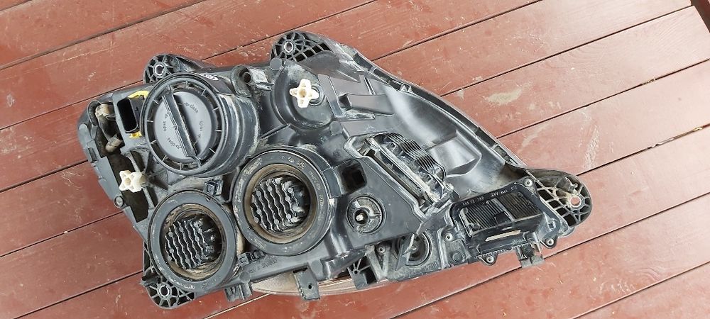 Продам Фару Даф 106