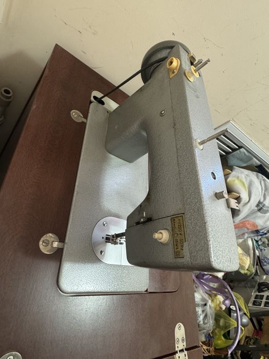 Швейная машина