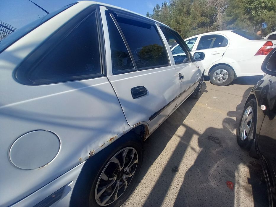 Nexia 1 sonc 2006 narxi kelishiladi kami bor