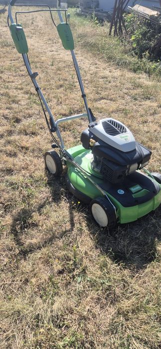 Masină tuns iarbă Viking