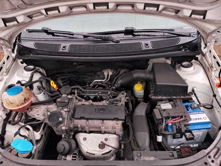 Skoda Fabia 1,2 benzina ,an 2011 , euro 5 , Si un break 1,2 an 2011