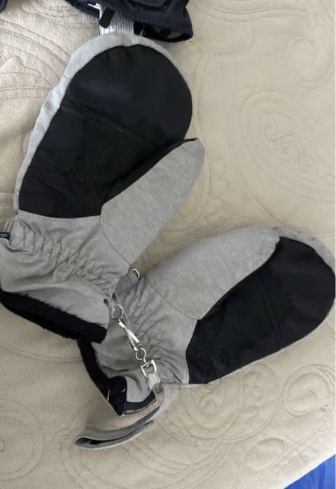 Детские тёплые варежки 2 штуки