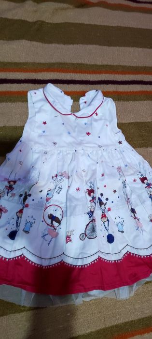 Детска рокля, елек, джинси