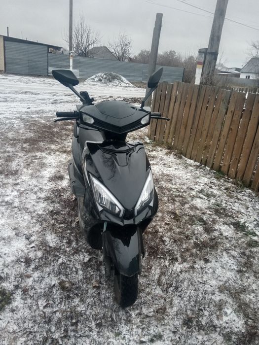 Продам СКУТЕР 125КУБ