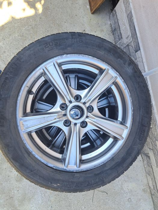 Jante aliaj skoda superb le găsiți în sector 4 București