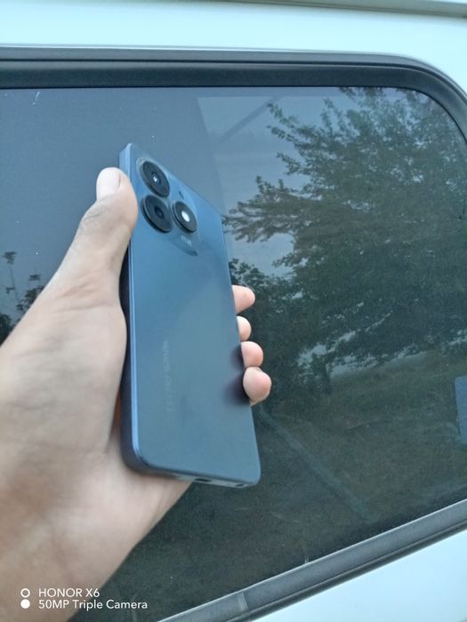 TECNO SPARK    20C      holat idiyal