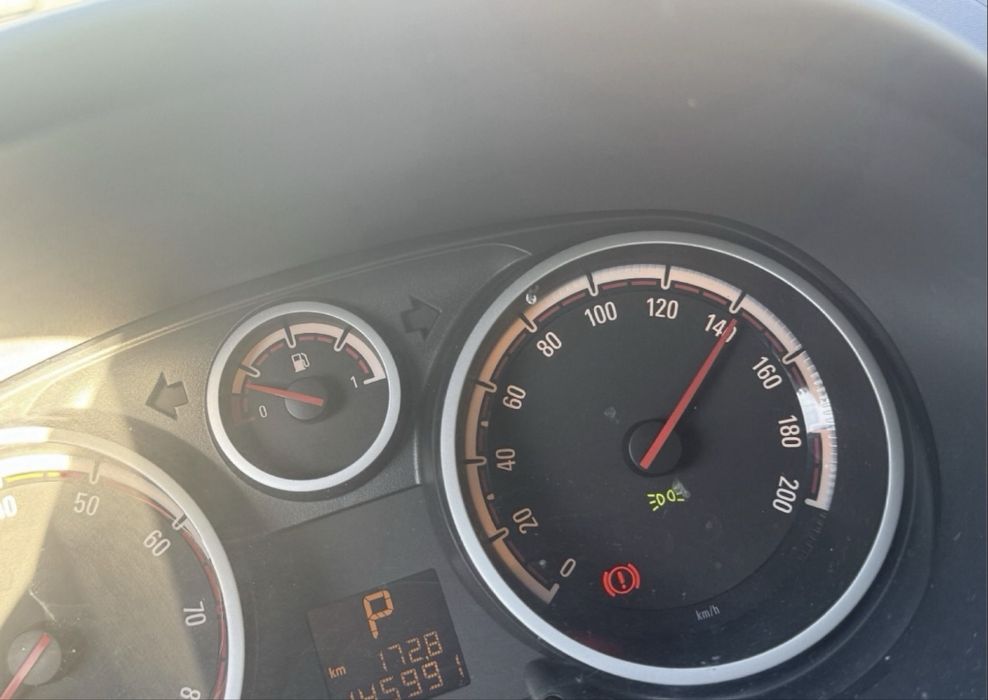 Opel Corsa 1.4 AUTOMAT