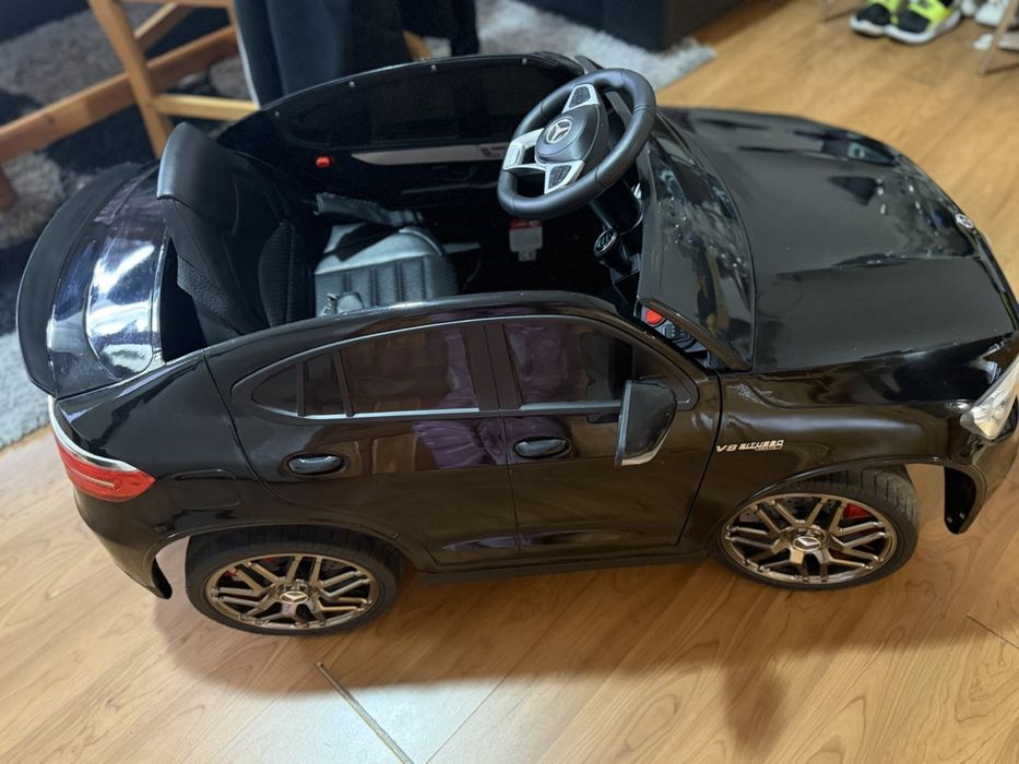 Детска електрическа кола Мерцедес ГЛЦ