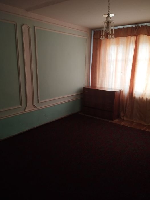 Продается 3-х комнатная квартира г.Самарканде в дальнем лагере военный