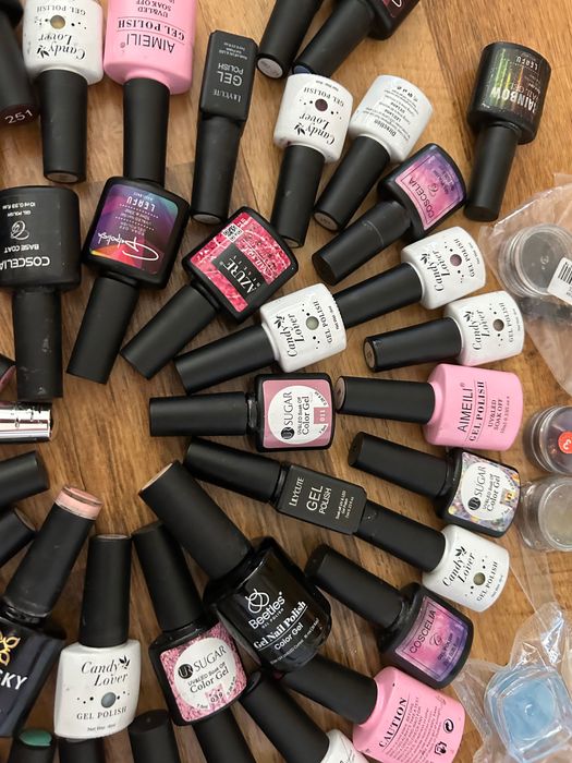 Гел лакове и сетове за декорация