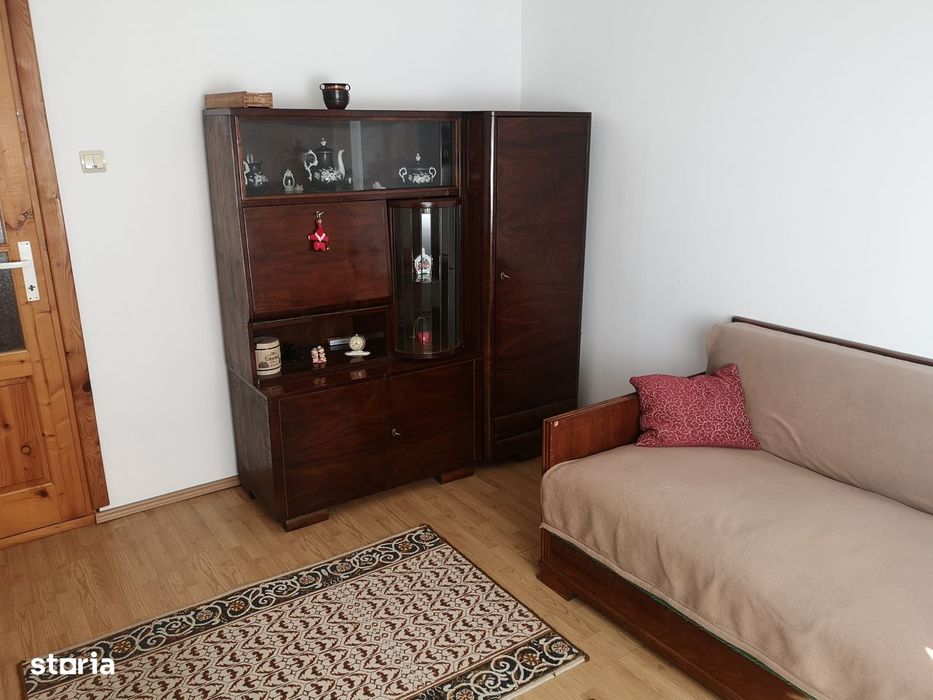 Vand casa lemn in sat Otvesti