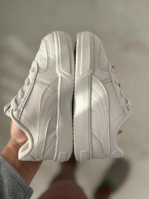 Adidasi Puma nr 24 (15 cm)