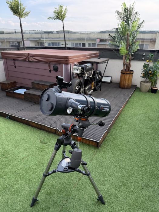Telescop Celestron AstroMaster 130EQ – stare impecabilă
