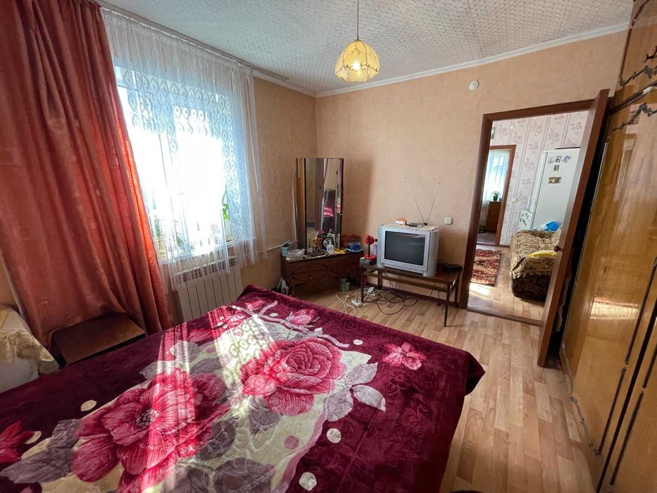 Продажа 1/4 часть дома Военный городок!