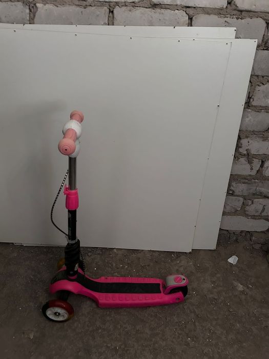 Продам дет велосипеды и самокат