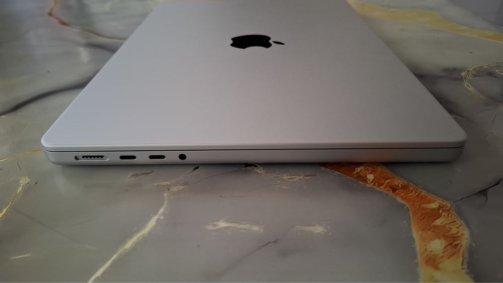 MacBook Pro 14 M3