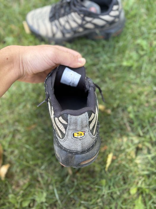 Обувки Nike tn в запазено състояние без почти никакви следи от употреба