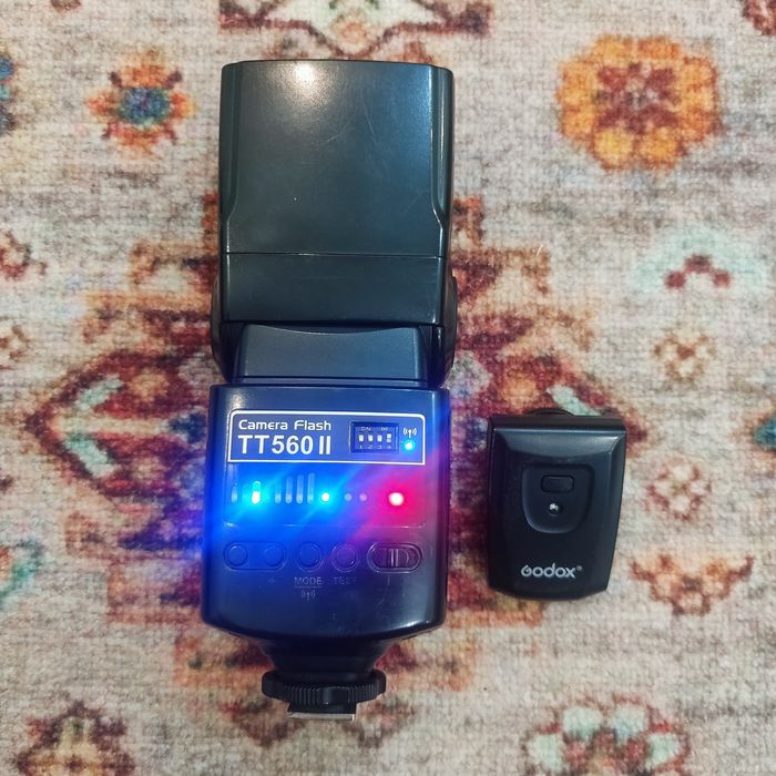 Вспышка Godox TT-560II