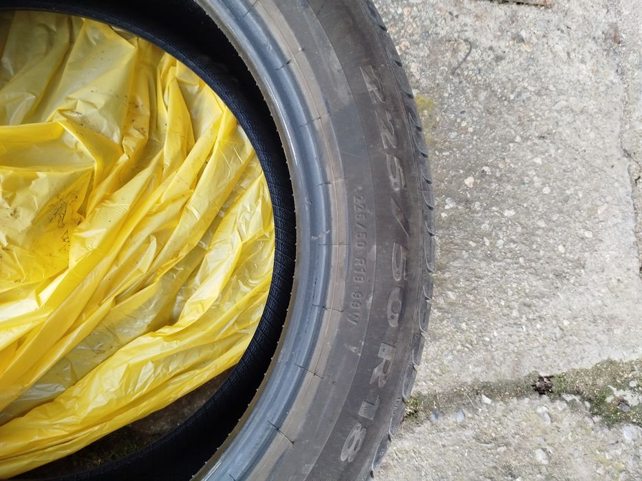 Гуми Пирели 225/50/18 летни