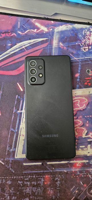 Samsung a52s в добро състояние + подарък калъф и протектор за екрана